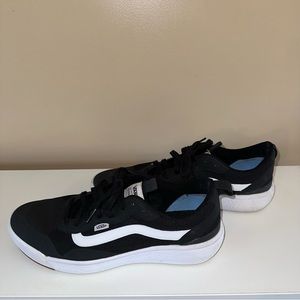 Vans UtraRange EXO Shoes